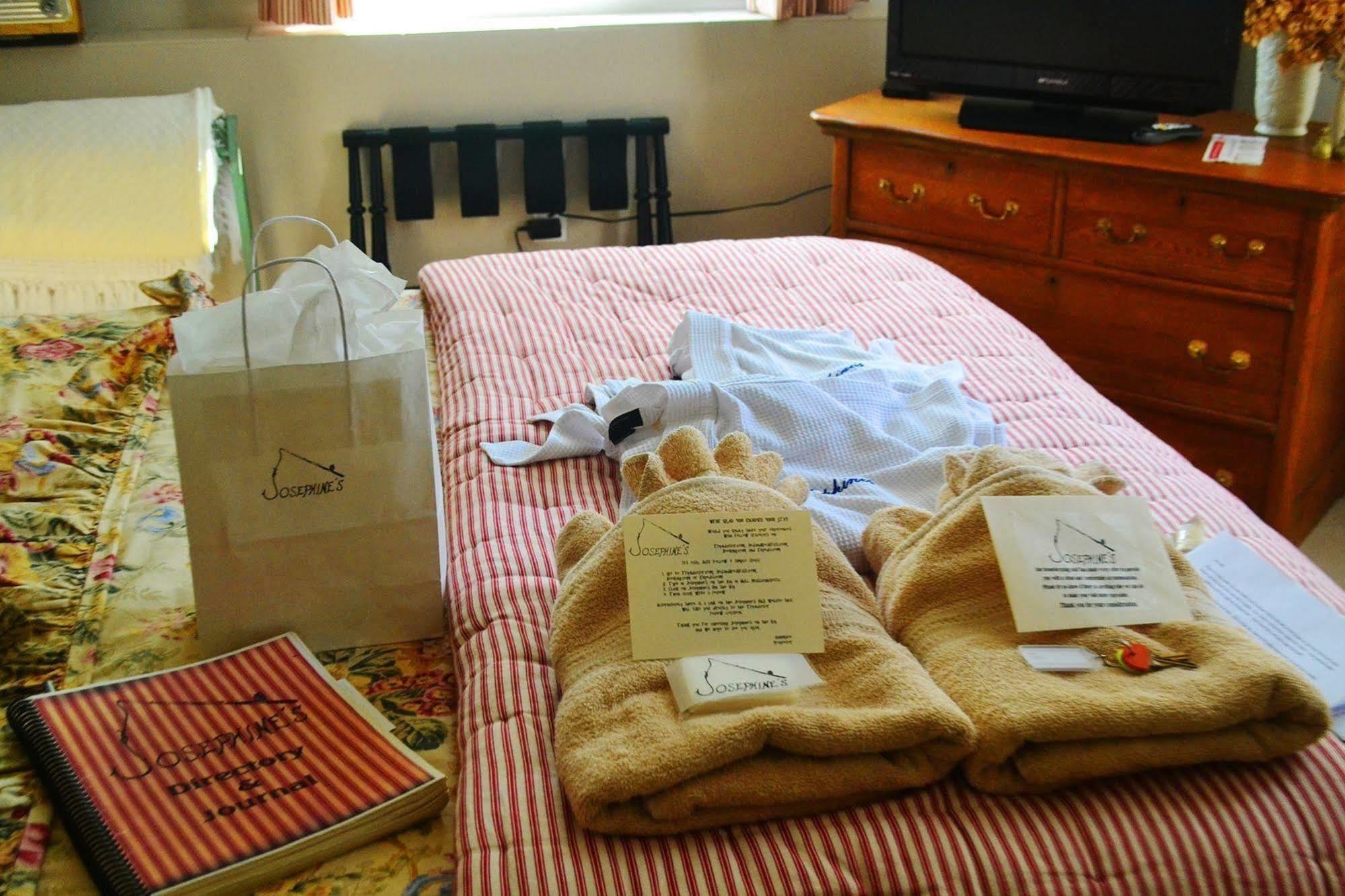 Josephine'S On The Bay Bed And Breakfast Hull Εξωτερικό φωτογραφία